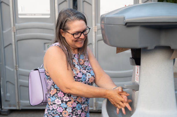Affordable portable toilet rental in Hallandale Beach, FL